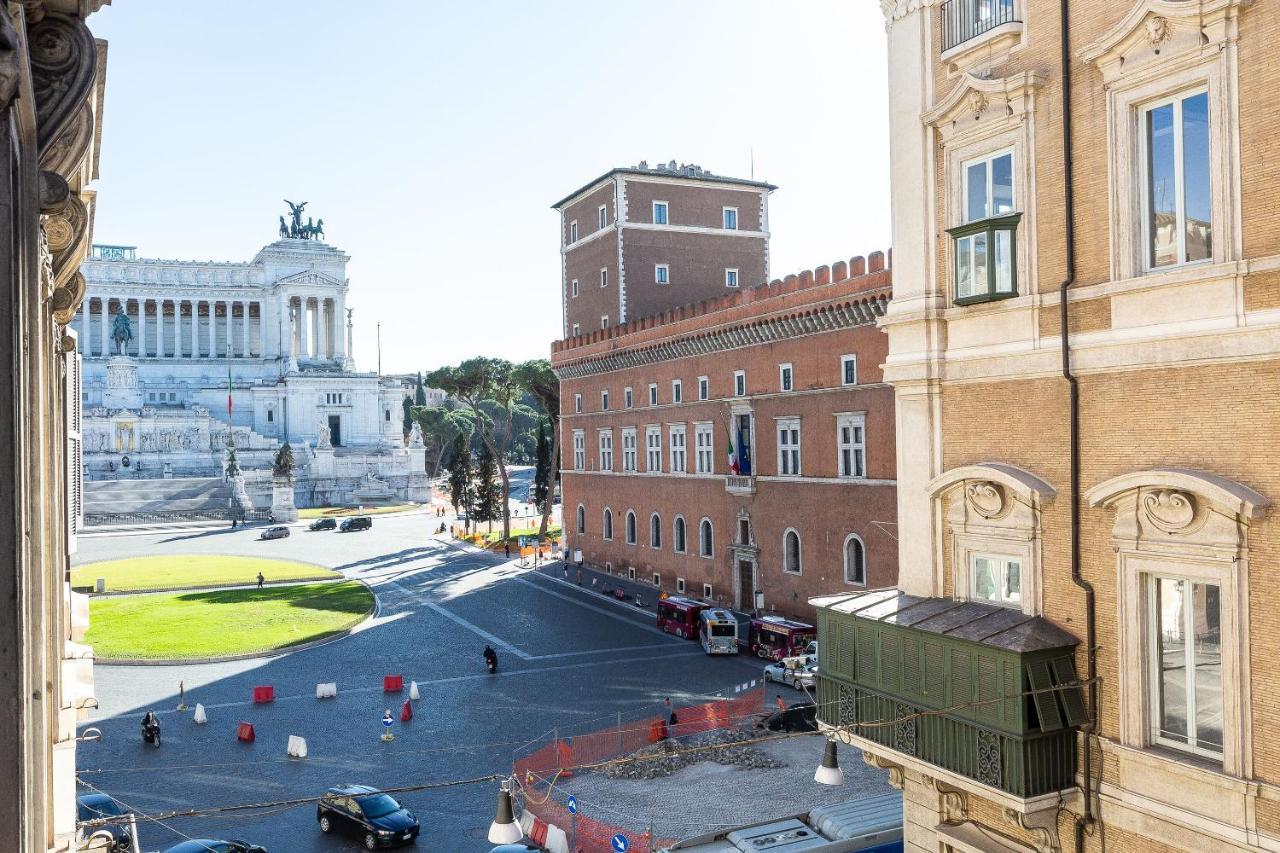 Amazing Piazza Venezia Suites Roma Exterior foto